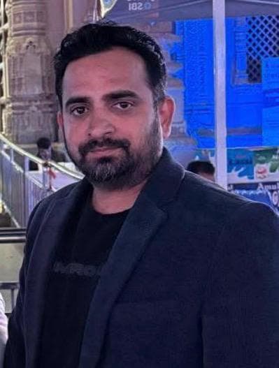 Dr. Vivek Mishra portrait